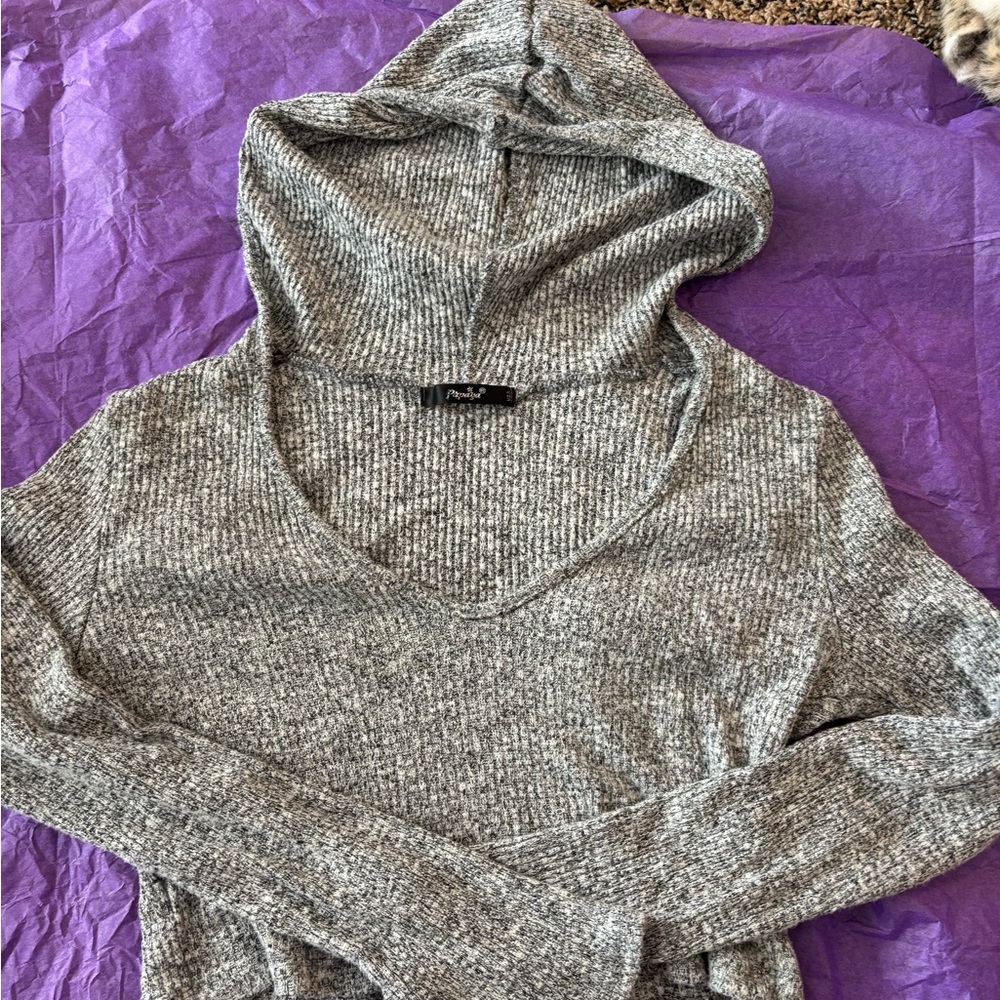 Papaya Gray V-Neck Sweater Knit